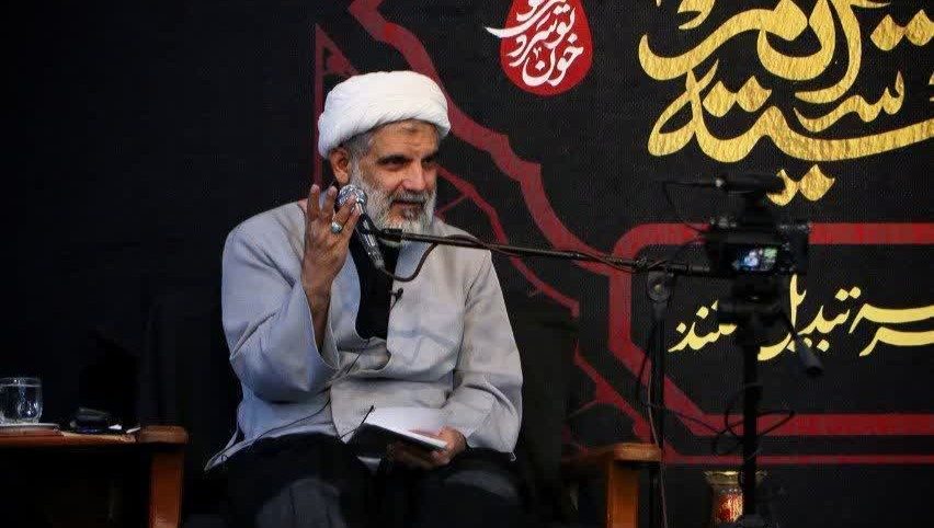 استاد پاکباز : در مسائل ازدواج؛ نه مردسالاری، نه زن‌سالاری، بلکه خدا‌سالاری