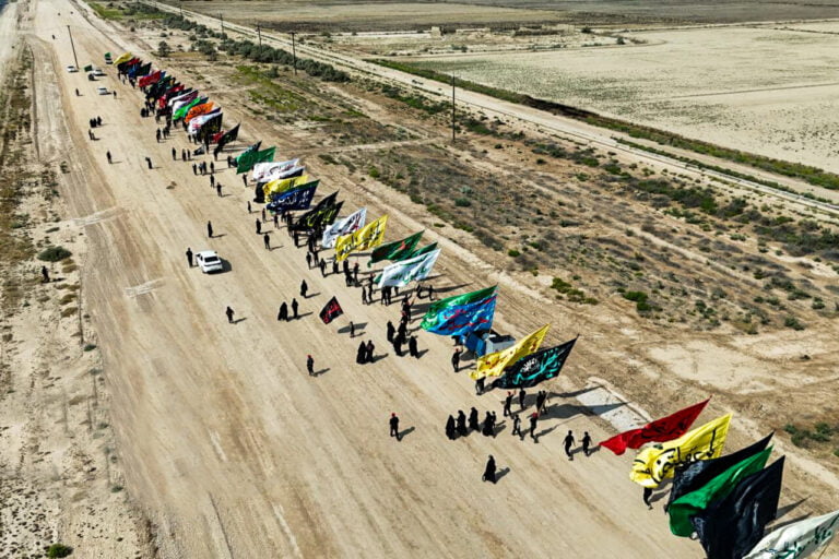 پیاده روی اربعین پرچم